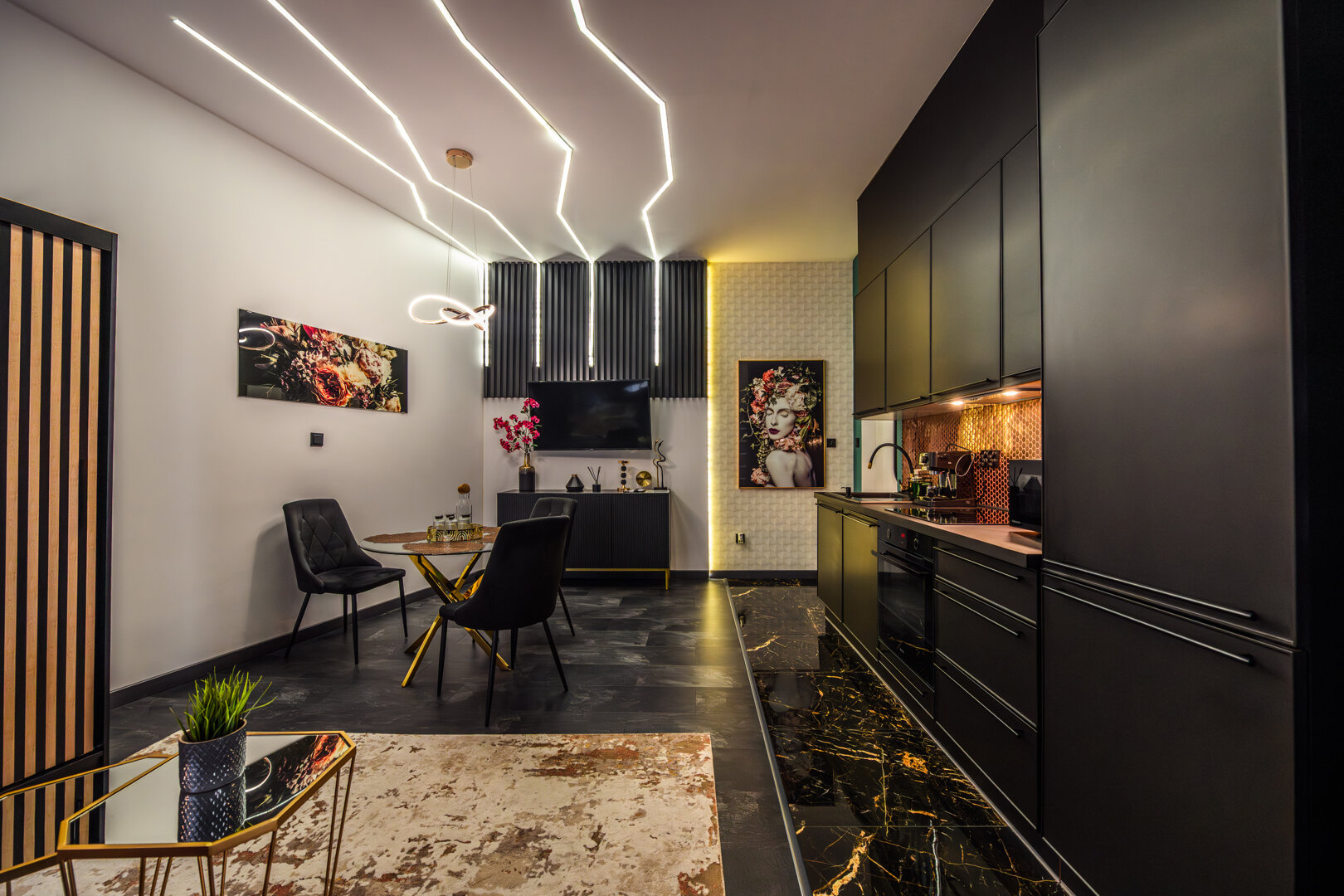 FIDCORP SPÓŁKA Z OGRANICZONĄ ODPOWIEDZIALNOŚCIĄ WIELOPOLE SPÓŁKA KOMANDYTOWA - 2