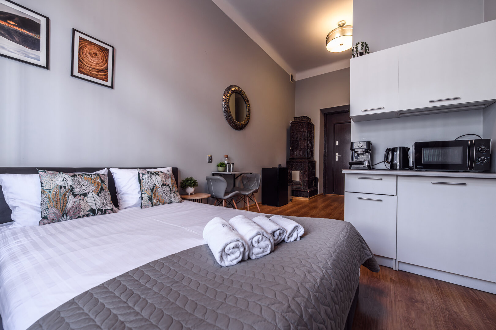 Loc8 Cozy Apartment by Cracovia Prime