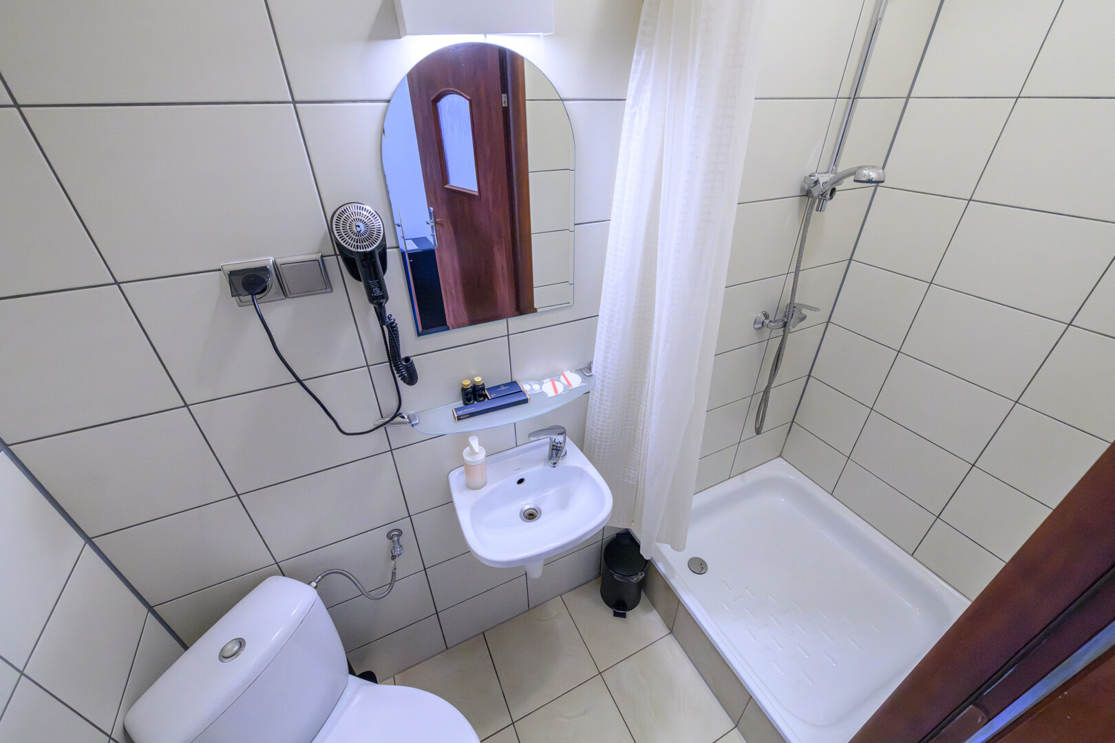 FIDCORP SPÓŁKA Z OGRANICZONĄ ODPOWIEDZIALNOŚCIĄ WIELOPOLE SPÓŁKA KOMANDYTOWA - 2