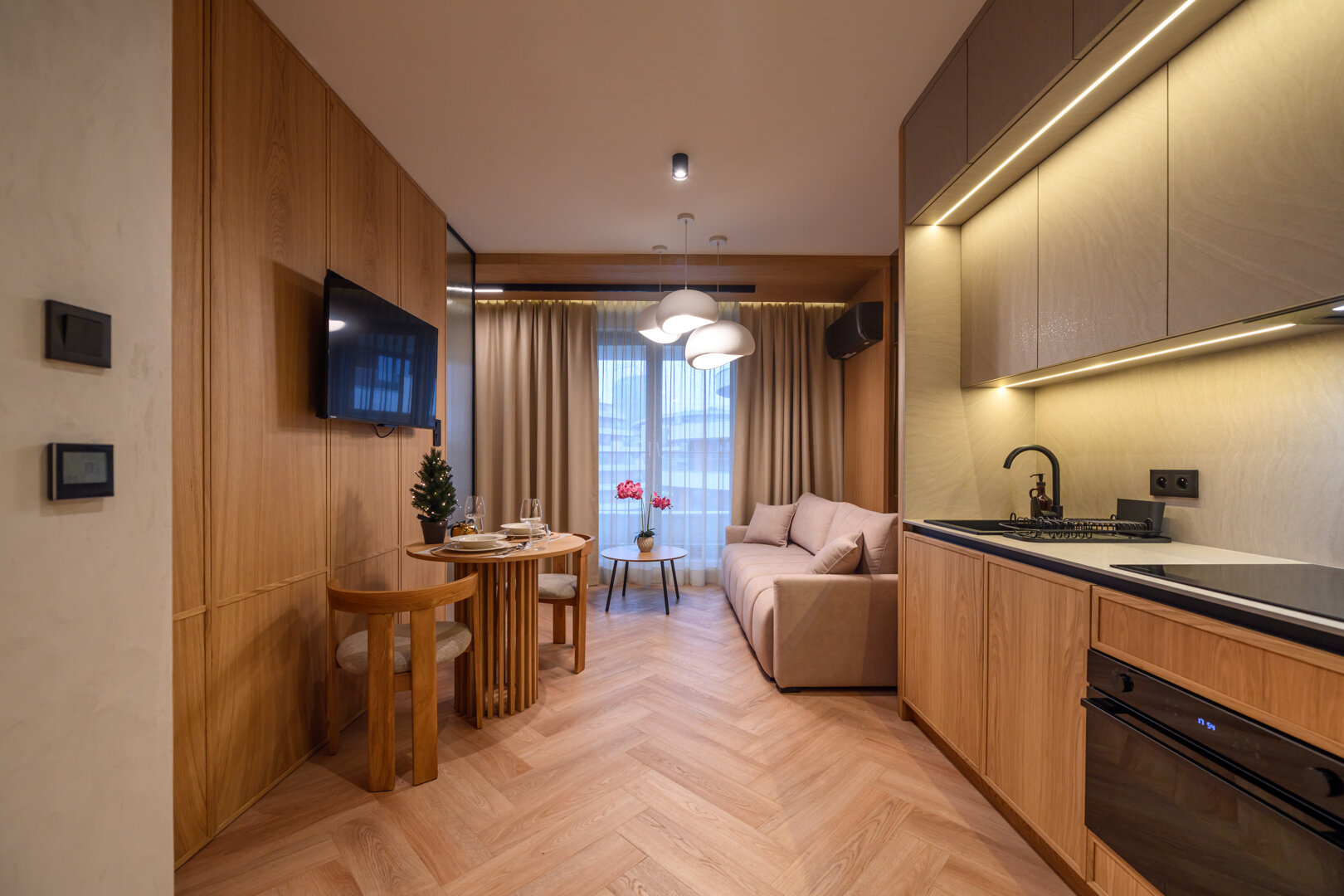 Fleurmont Apartment by Cracovia Prime 